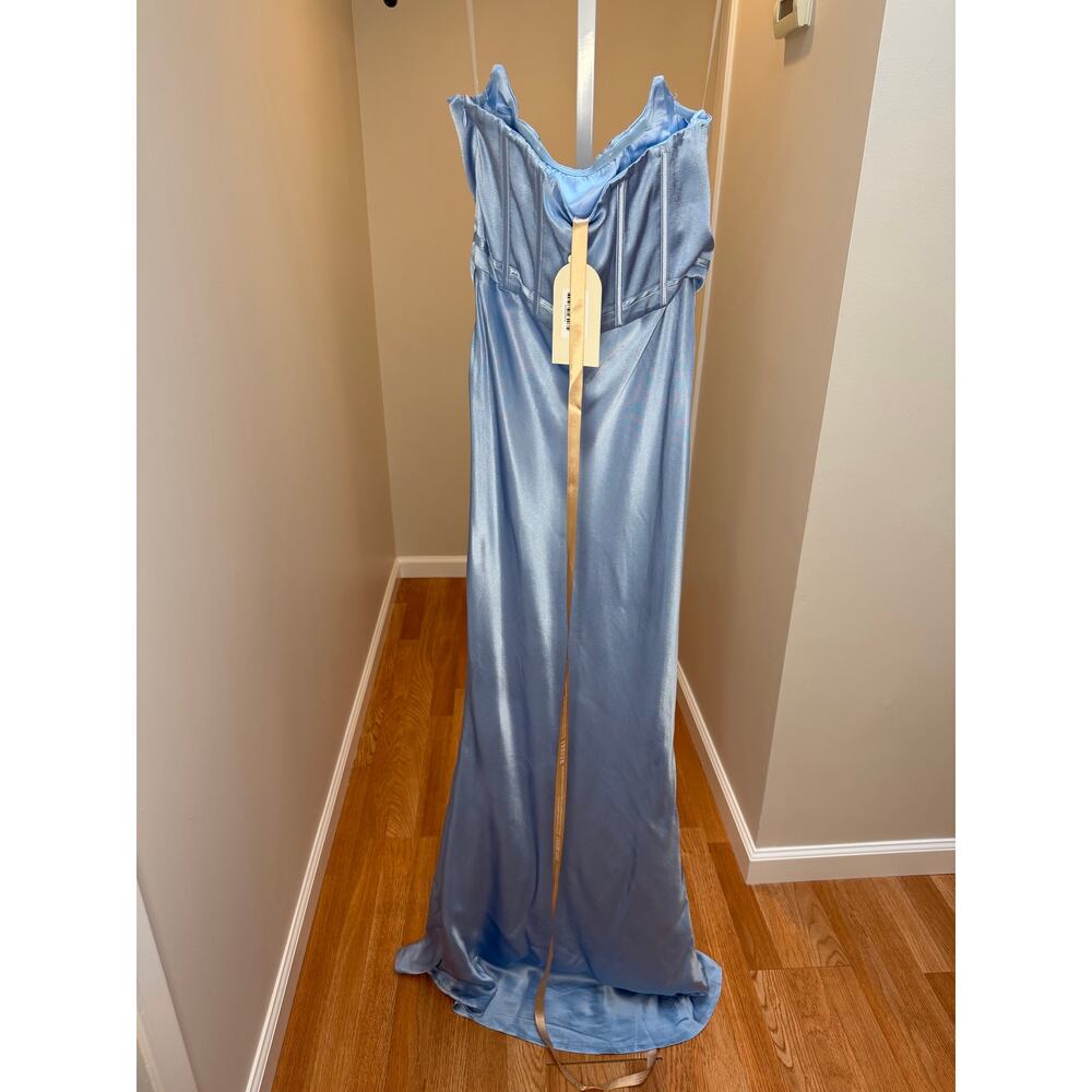 NEW NWT Meshki Harlow Satin Strapless Maxi Dress 
Cornflower Blue Medium - Picture 5 of 6